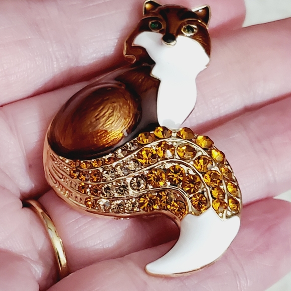 Fox brooch enamel crystal brown fall autumn animal woodland necklace pendant - Picture 4 of 9